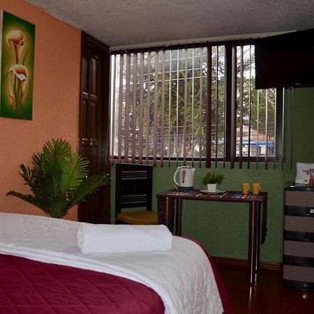 קיטו La Estacion Hostal מראה חיצוני תמונה
