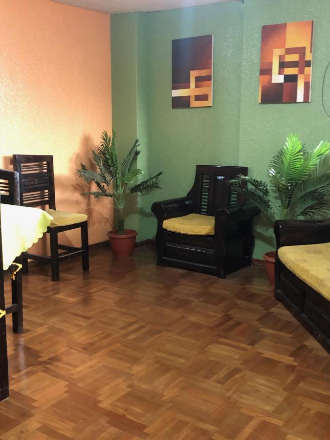 קיטו La Estacion Hostal מראה חיצוני תמונה