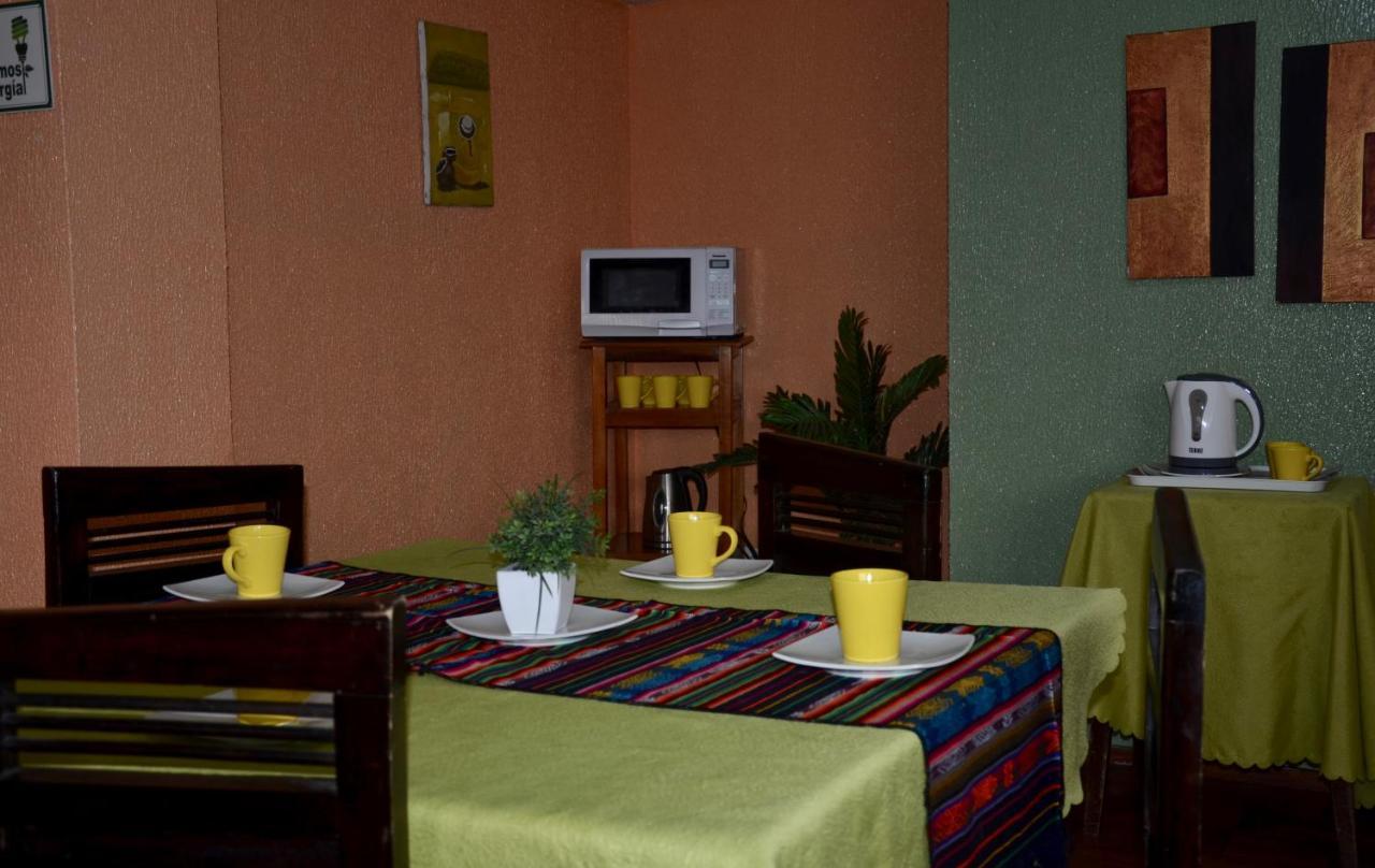 קיטו La Estacion Hostal מראה חיצוני תמונה