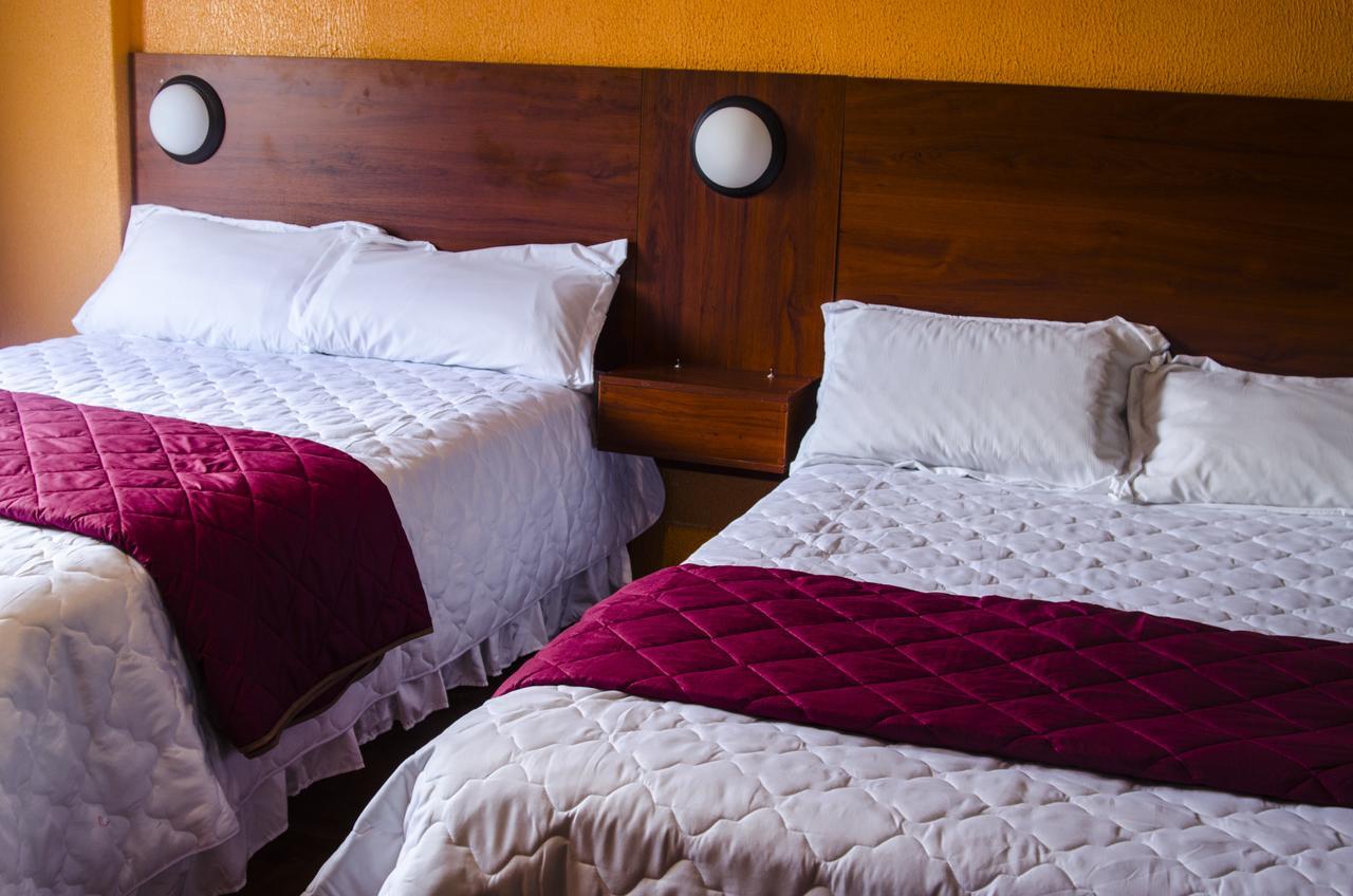 קיטו La Estacion Hostal מראה חיצוני תמונה