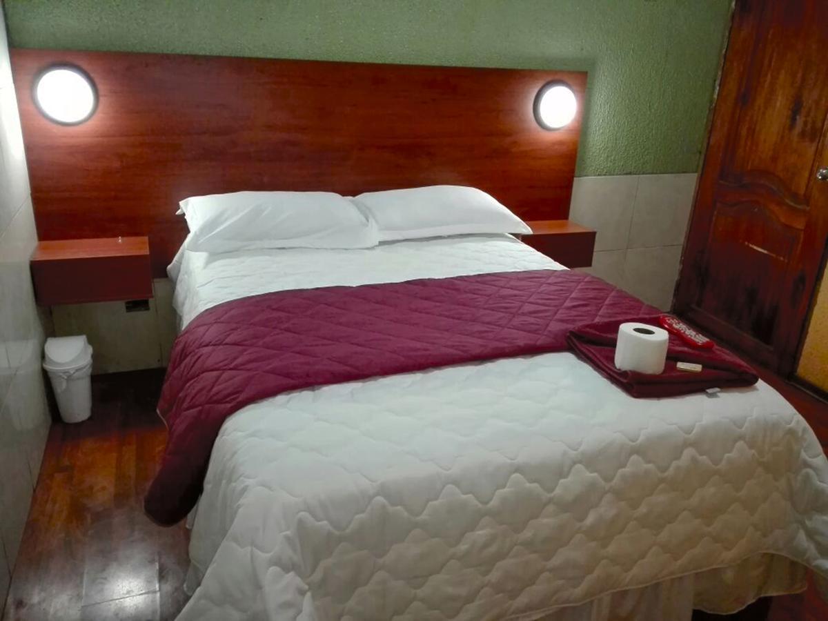 קיטו La Estacion Hostal מראה חיצוני תמונה